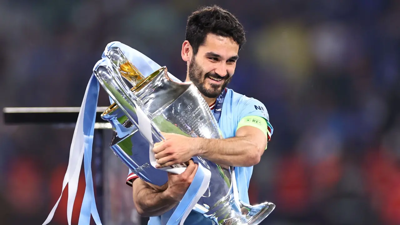 Gundogan Closing in on Deal to Join Barca from City